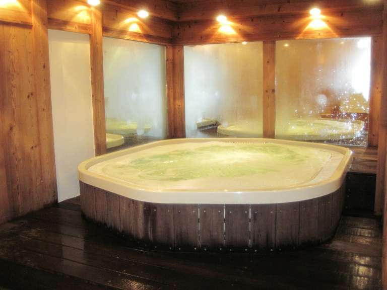 Achat de spas et jacuzzis : un excellent moyen pour se détendre pleinement à la maison